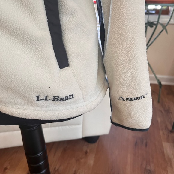 LL Bean XS fleece - Picture 3 of 3